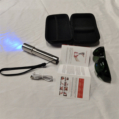 Torcia di terapia a LED portatile 630nm 660nm 850nm Penna di terapia a luce rossa